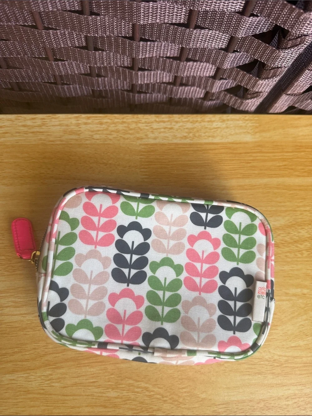 Orla Kiely Floral Leaf Pattern Cosmetic Pouch - Picture 4 of 16